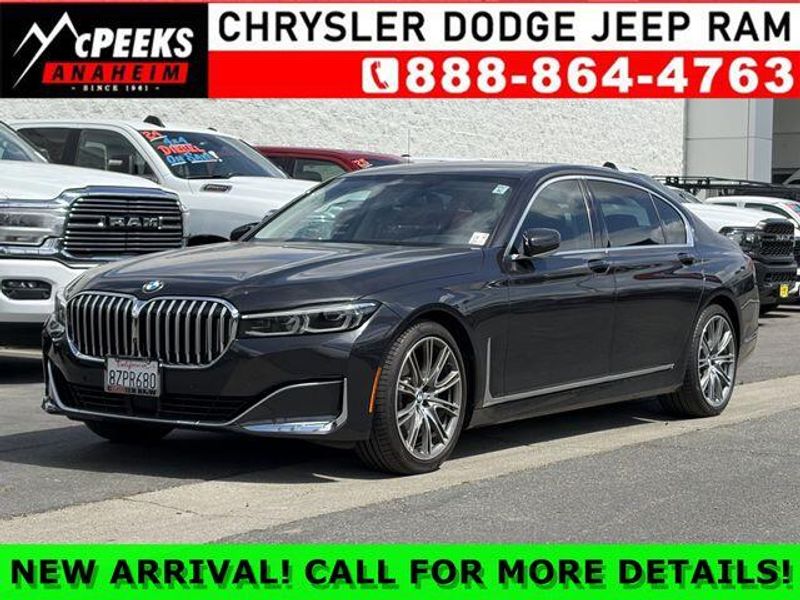 Used 2022 BMW 740 740iImage 1