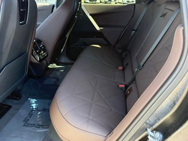 Used 2026 BMW iX xDrive45Image 30