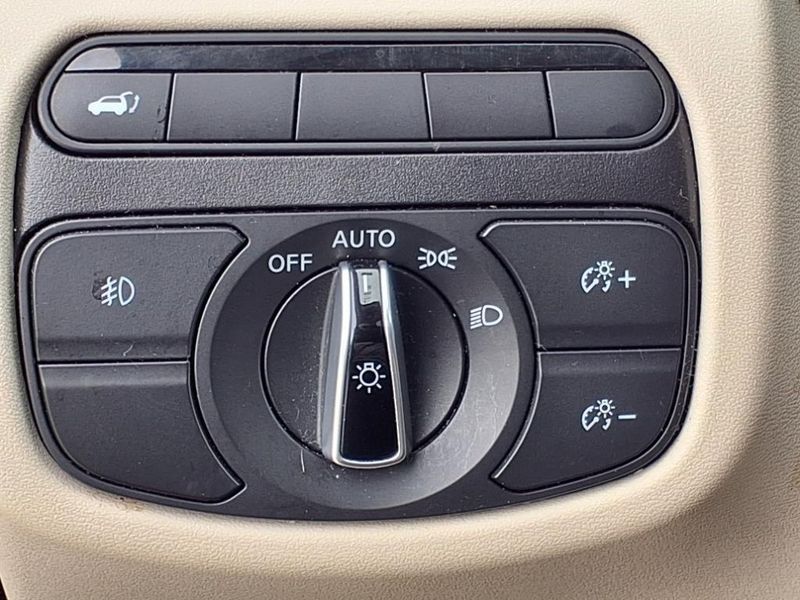 Used 2019 INFINITI QX50 LuxeImage 23