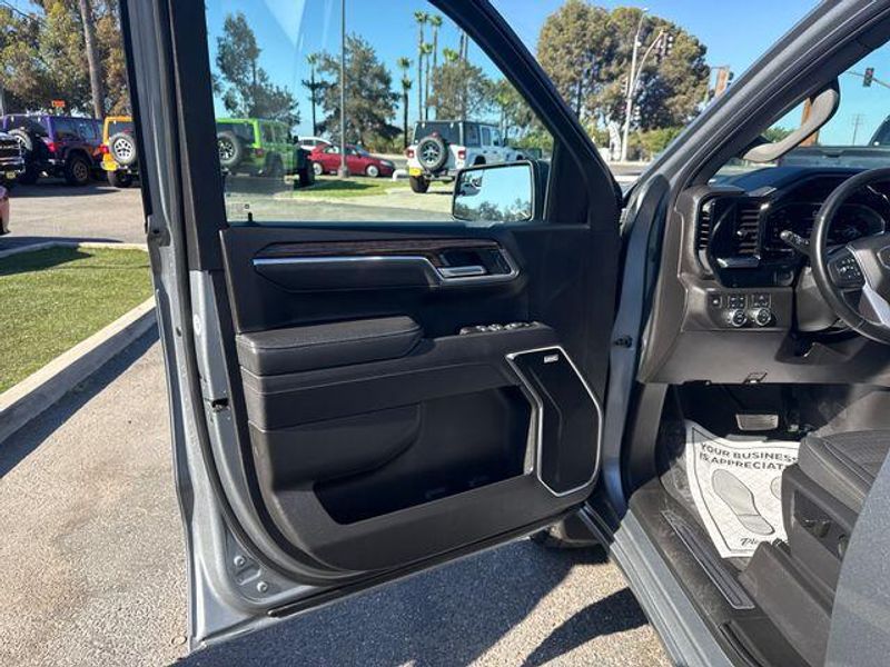 Used 2026 GMC Sierra 1500 ElevationImage 10