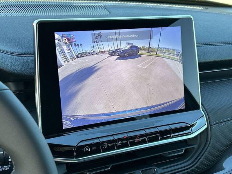 New 2026 Jeep Compass Latitude Altitude 4x4Image 19