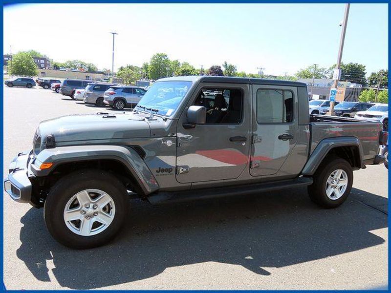 Used 2021 Jeep Gladiator Sport