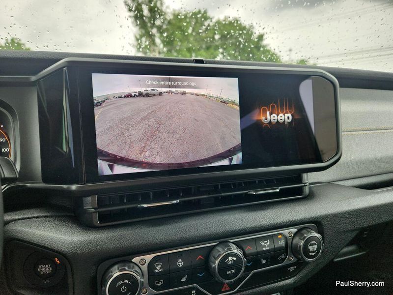 New 2025 Jeep Wrangler 4-door Sport S