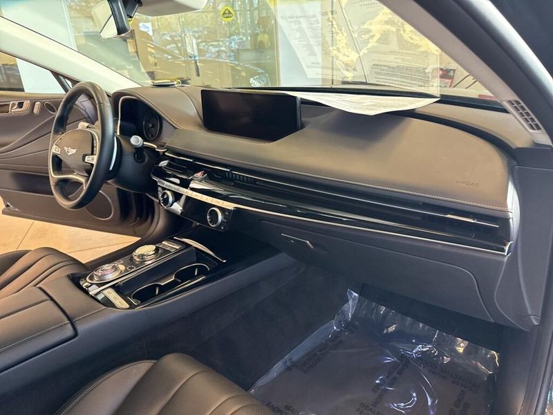 2023 Genesis G80 2.5T