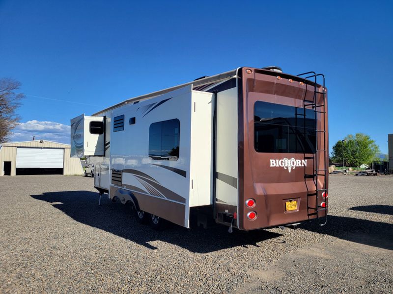 Used 2016 HEARTLAND BIG HORN 3010RE Image 4