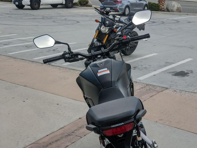 Used 2026 Honda CB300R ABS Image 25