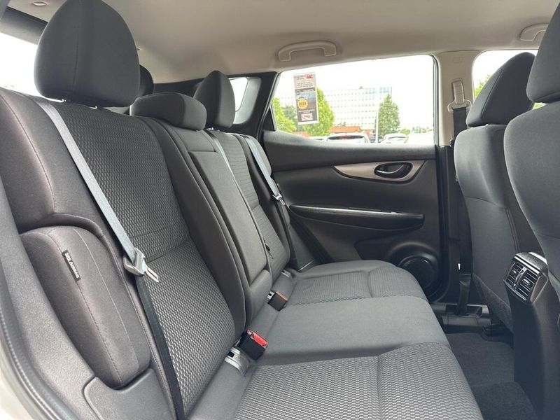 2022 Nissan Rogue Sport SImage 19