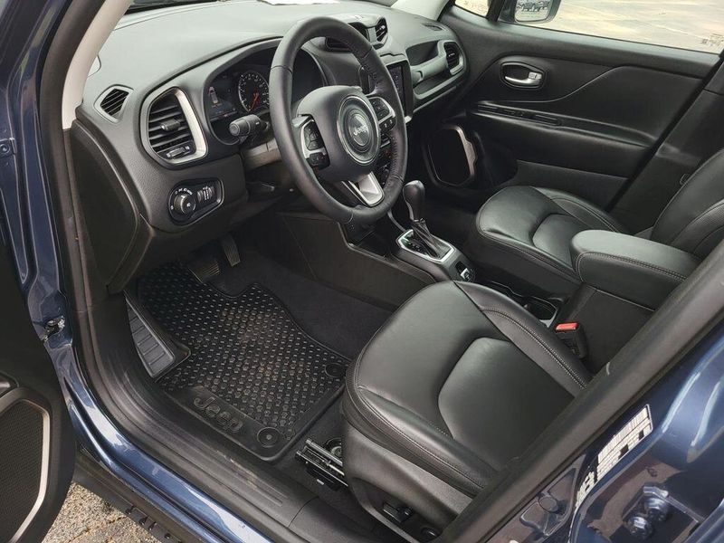 2023 Jeep Renegade LimitedImage 27