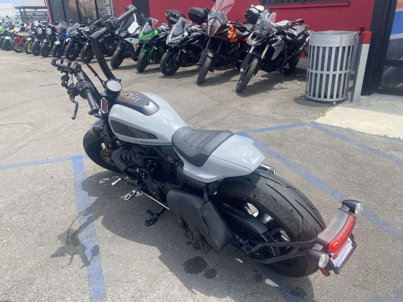 Used 2024 Harley-Davidson Sportster Image 10
