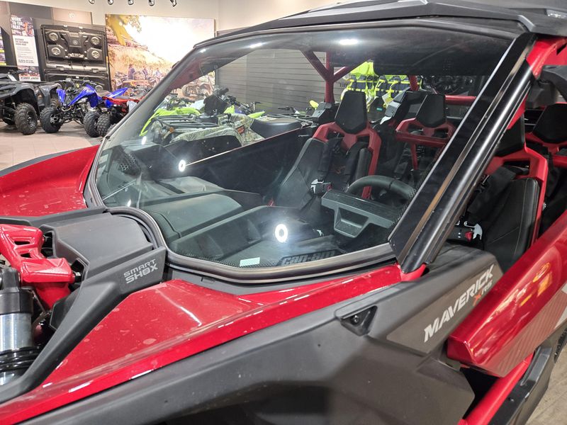 USED 2025 CAN-AM MAVERICK X3 MAX X RS TURBO RR WITH SMARTSHOX Image 11