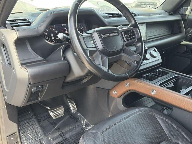 Used 2021 Land Rover Defender XImage 18