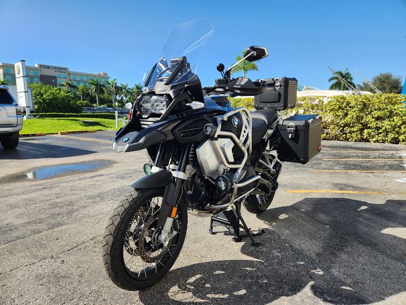 2021 BMW R 1250 GS Adventure Image 3