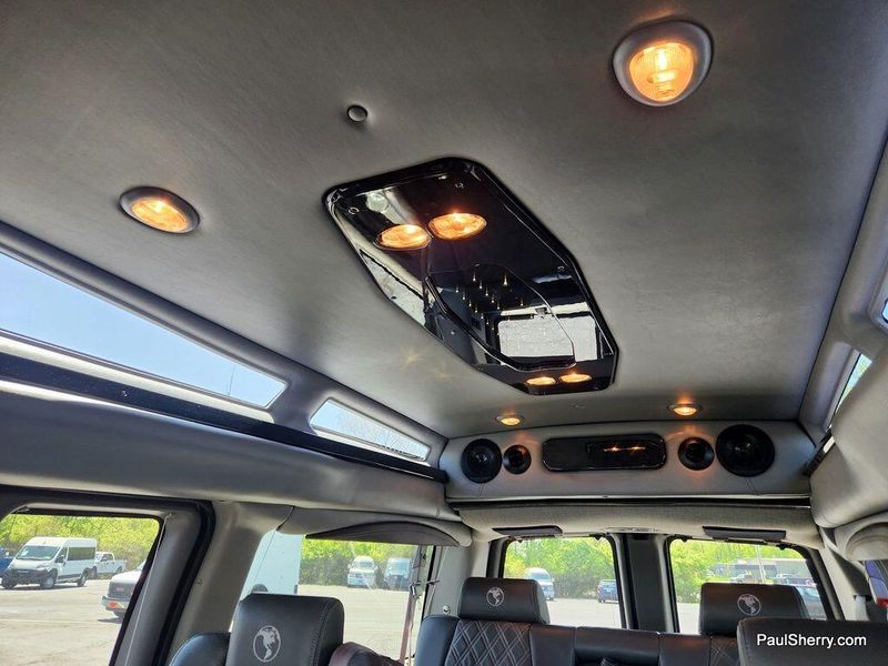 2023 Chevrolet Express Cargo Image 41