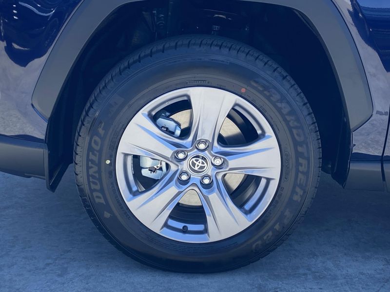 New 2025 Toyota RAV4 Hybrid XLEImage 8