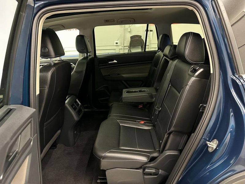 2022 Volkswagen Atlas 3.6L V6 SE w/TechnologyImage 25