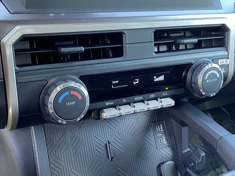 2025 Toyota Tacoma SR5Image 21