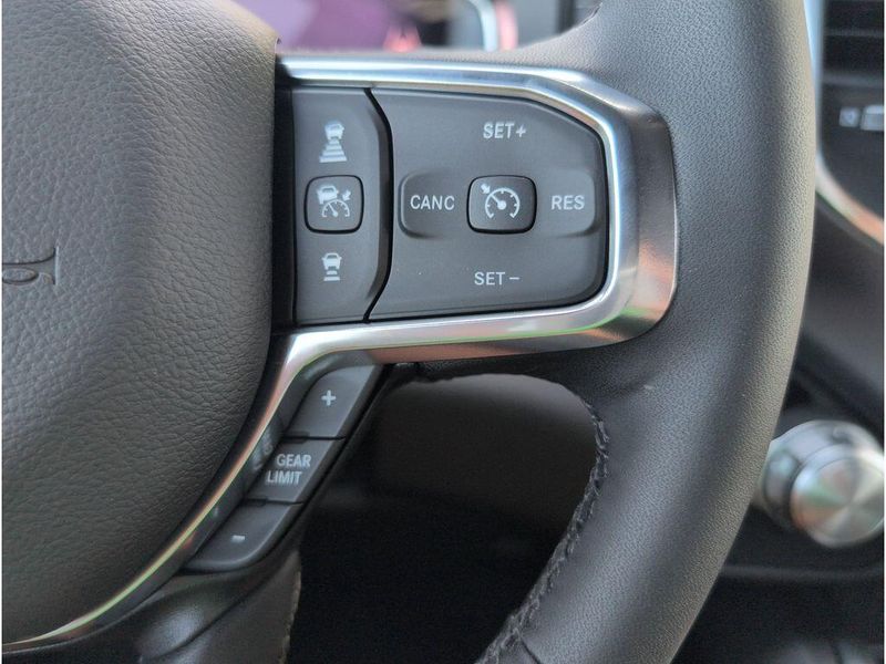 New 2025 RAM 1500 Laramie Crew Cab 4x4 5