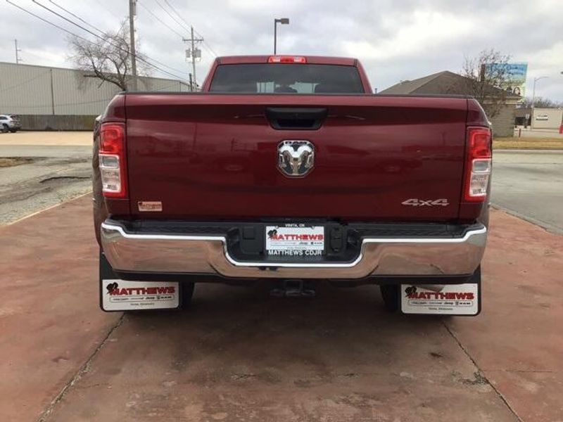 2024 RAM 3500 Tradesman Crew Cab 4x4 8