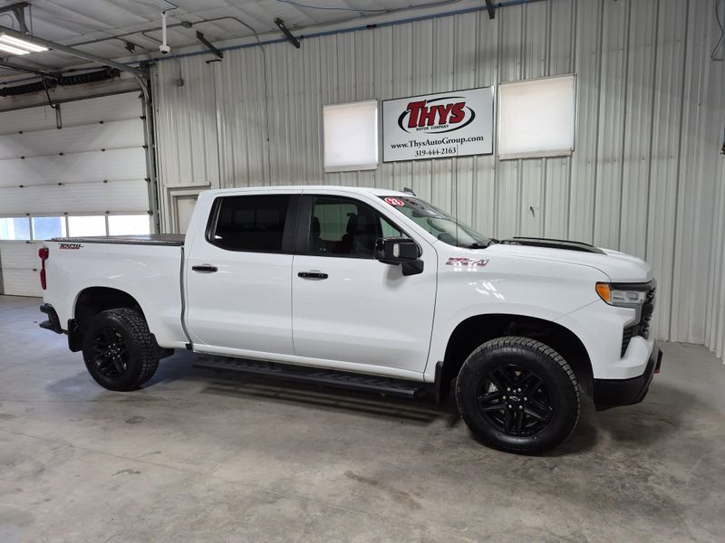 2023 Chevrolet Silverado 1500 LT Trail BossImage 2