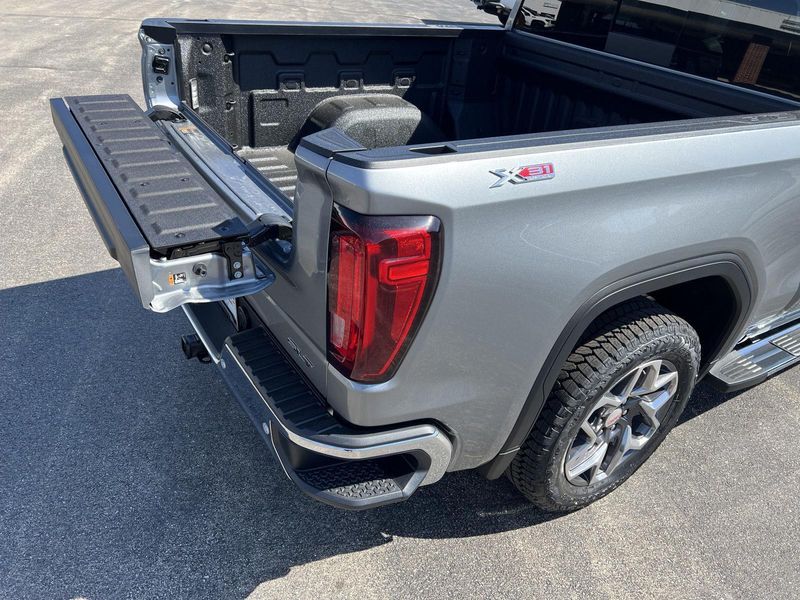 2026 Gmc Sierra 1500 SLT photo 34
