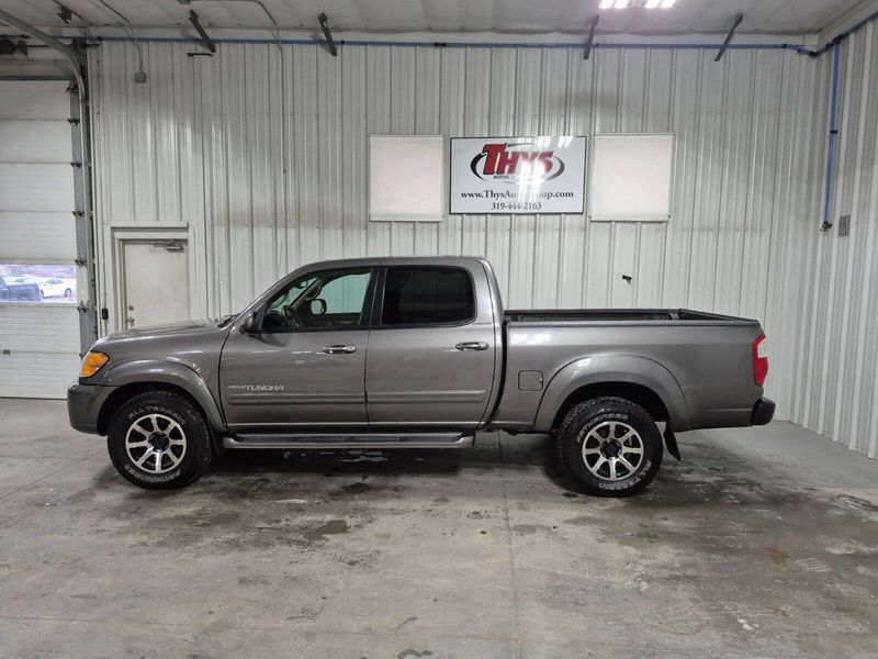 2004 Toyota Tundra LtdImage 16