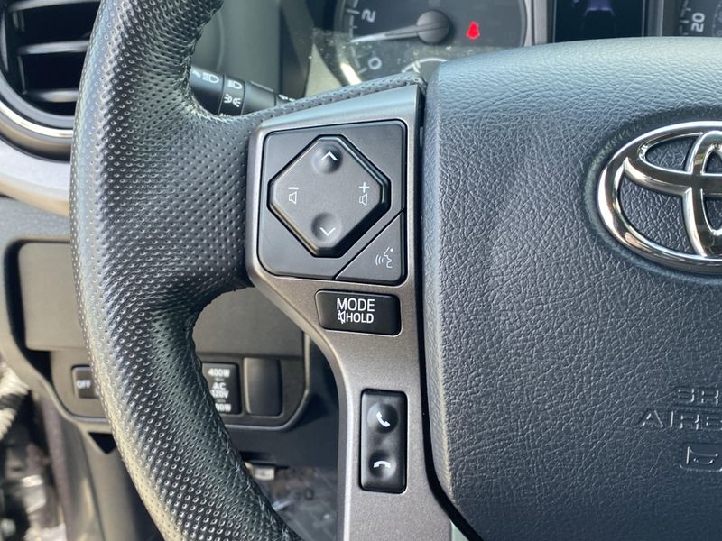 2020 Toyota Tacoma TRD SportImage 30