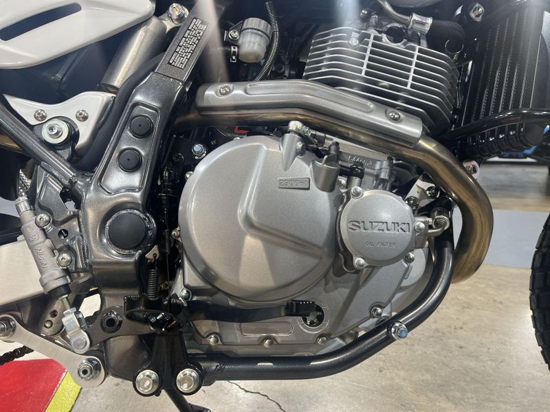New 2026 Suzuki DR650S Image 16