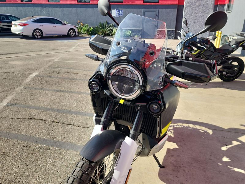 2023 HUSQVARNA NORDEN 901  in a BLACK exterior color. Del Amo Motorsports of Los Angeles (562) 262-9181 delamomotorsports.com 