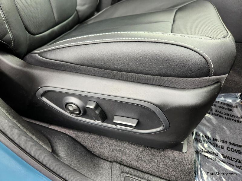 New 2026 Jeep Grand Cherokee L Limited Reserve 4x4