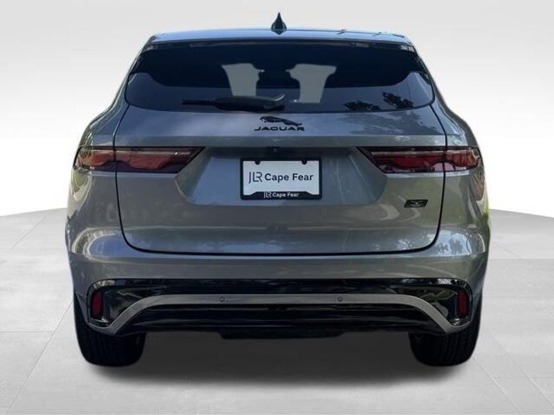 2026 Jaguar F-PACE R-Dynamic S