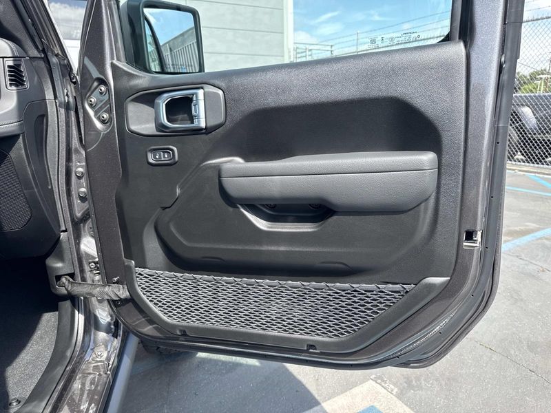 New 2026 Jeep Gladiator Rubicon 4x4