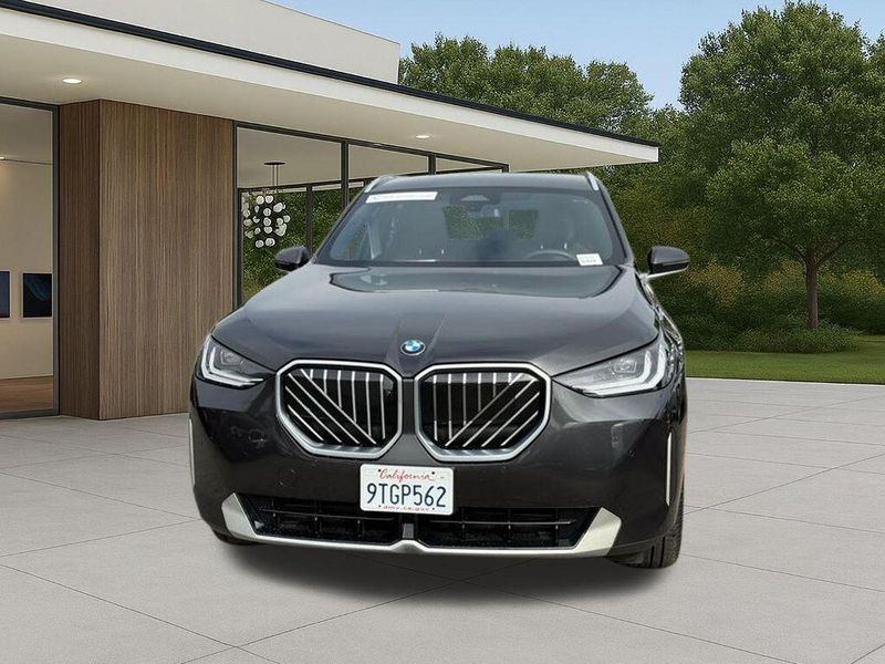 Used 2025 BMW X3 30 xDriveImage 3