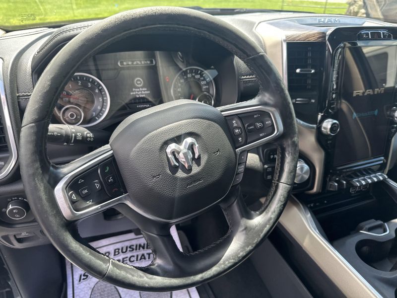 2019 RAM 1500 LaramieImage 23