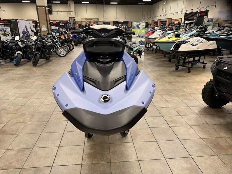 New 2025 Sea Doo SPARK FOR 3 90 CONVENIENCE PACKAGE (SOUND SYSTEM) Image 26