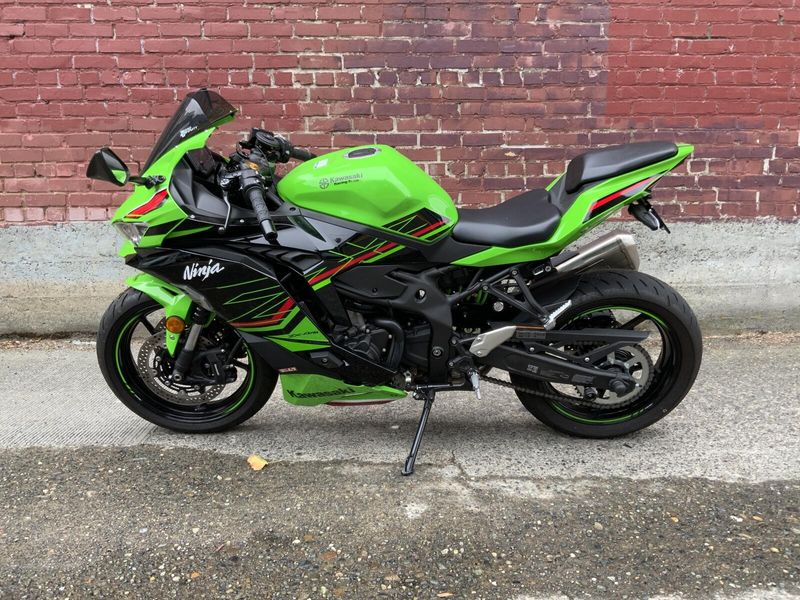 2023 Kawasaki ZX400 NINJA 