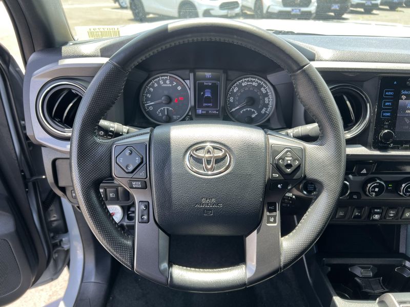 Used 2018 Toyota Tacoma TRD Off RoadImage 9
