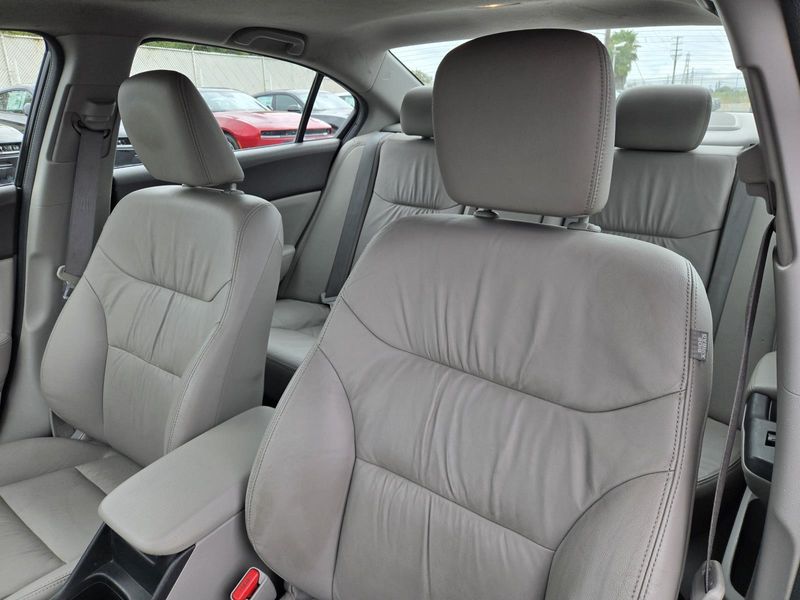 Used 2012 Honda Civic Sdn 4dr Auto EX-L