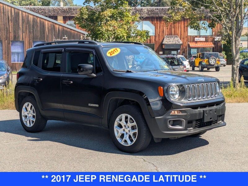 2017 Jeep Renegade Latitude North Edition photo 3