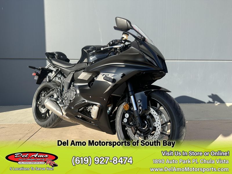 2025 Yamaha YZF-R7 Image 1