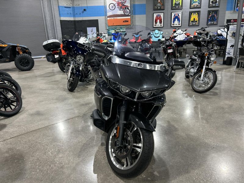 Used 2018 Yamaha Star Venture Image 17