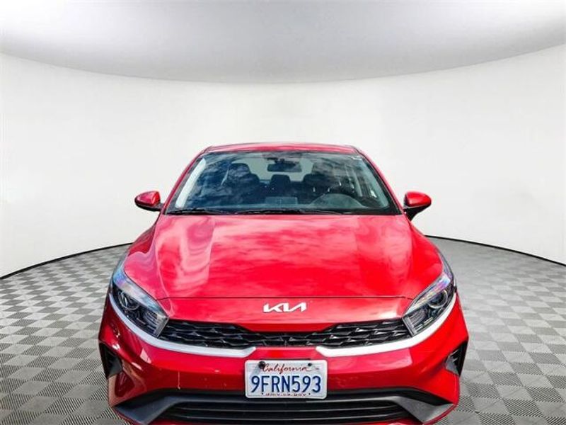 Used 2023 Kia Forte LXSImage 3