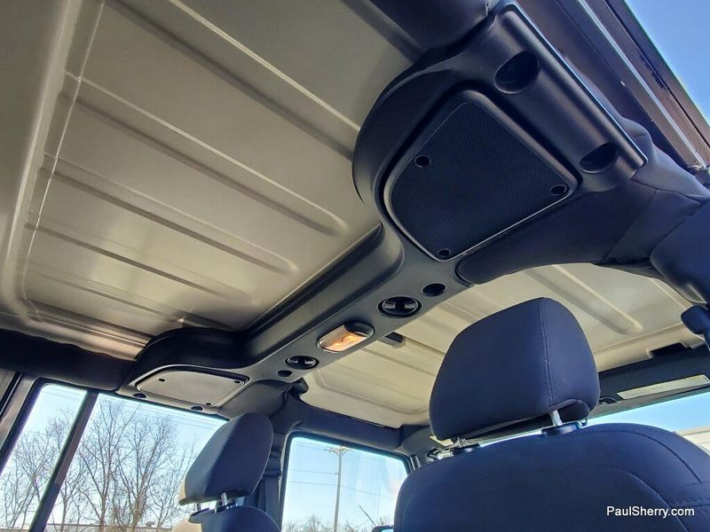 Used 2015 Jeep Wrangler Unlimited Sport