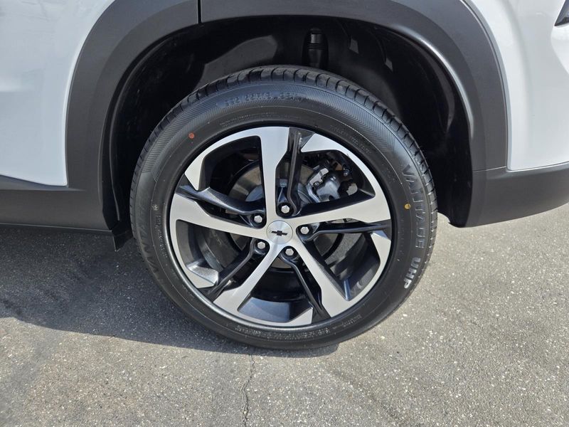 Used 2024 Chevrolet Trax FWD 4dr 1RS