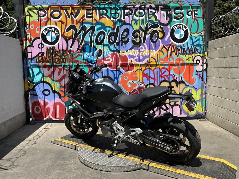 New 2025 BMW F 900 XR Image 7