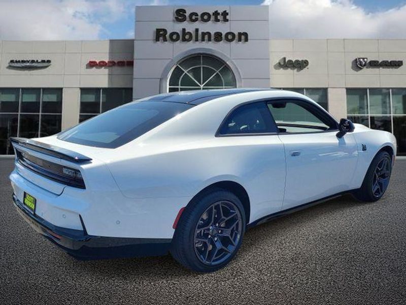 New 2026 Dodge Charger Scat Pack 2-door Awd