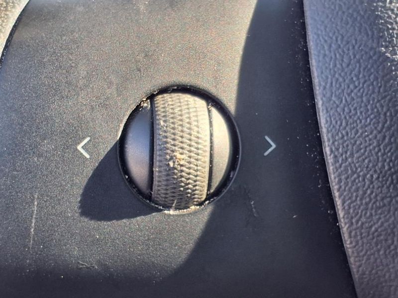 2020 Tesla Model 3 Standard Range PlusImage 23
