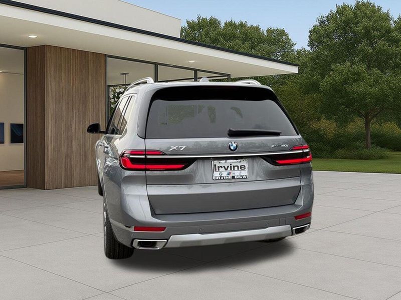 New 2026 BMW X7 xDrive40iImage 11