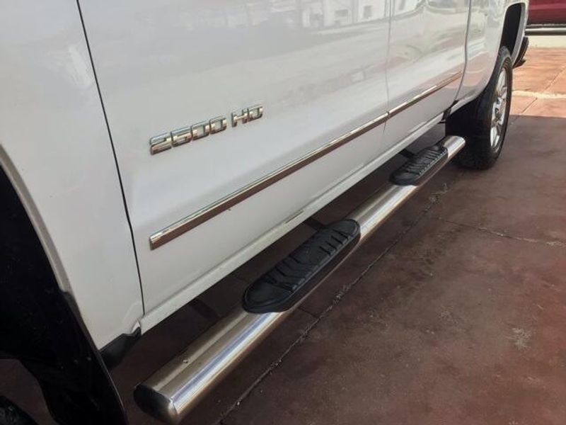 2017 Chevrolet Silverado 2500HD LTZImage 9