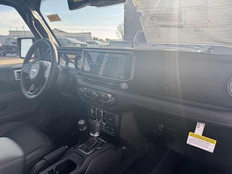 2025 Jeep Wrangler RubiconImage 14