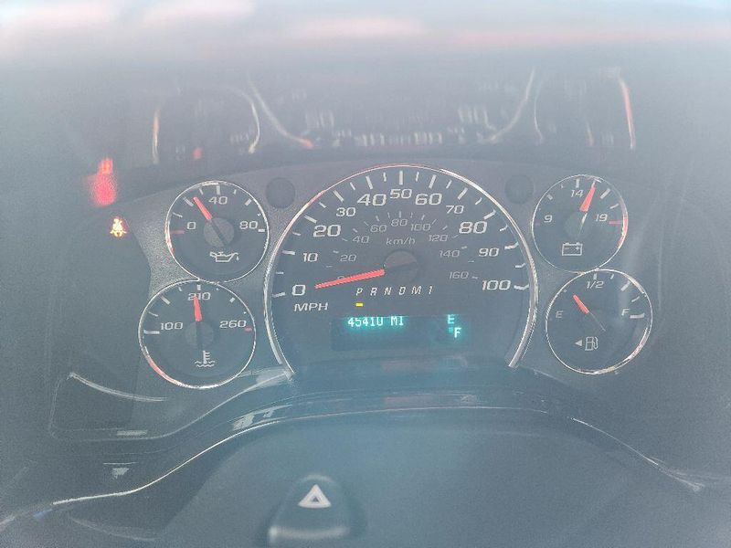 2019 GMC Savana Image 23